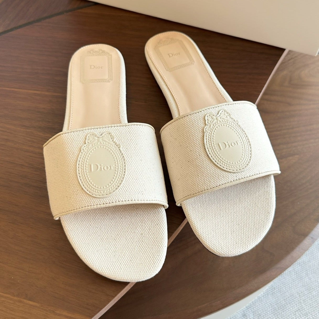 Dior 2026 Medaillon Logo Sandal Canvas Leather 922436