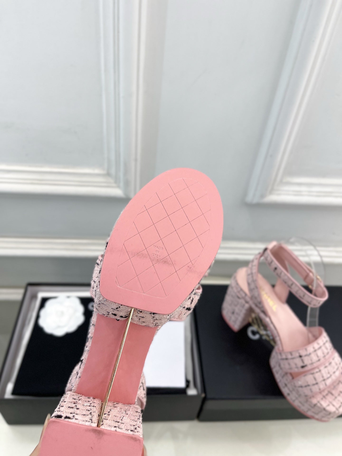 CC 26s HighHeeled Platform Sandals 85 Pink Black Tweed 631866