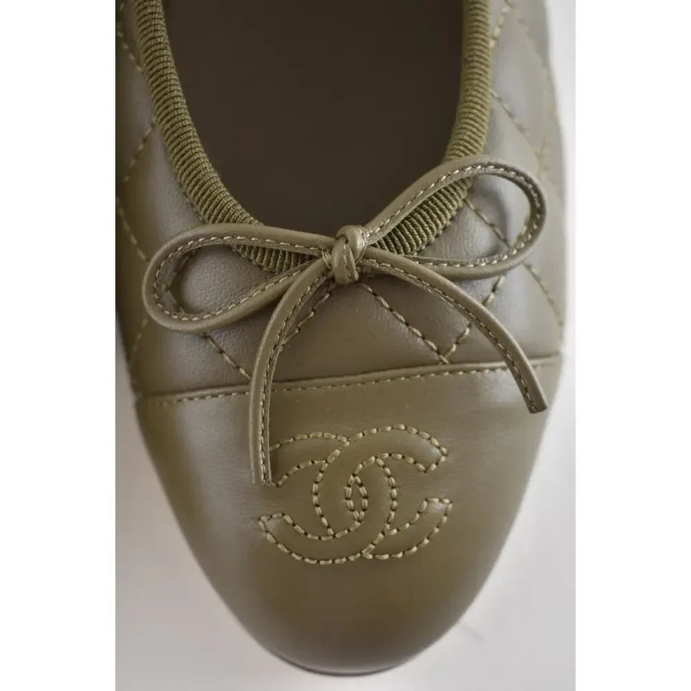 Chanel 2026 Quilted Ballet Flat Moss Green Leather