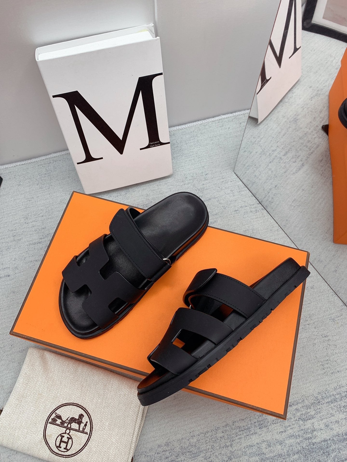 Chypre Sandal Calfskin
